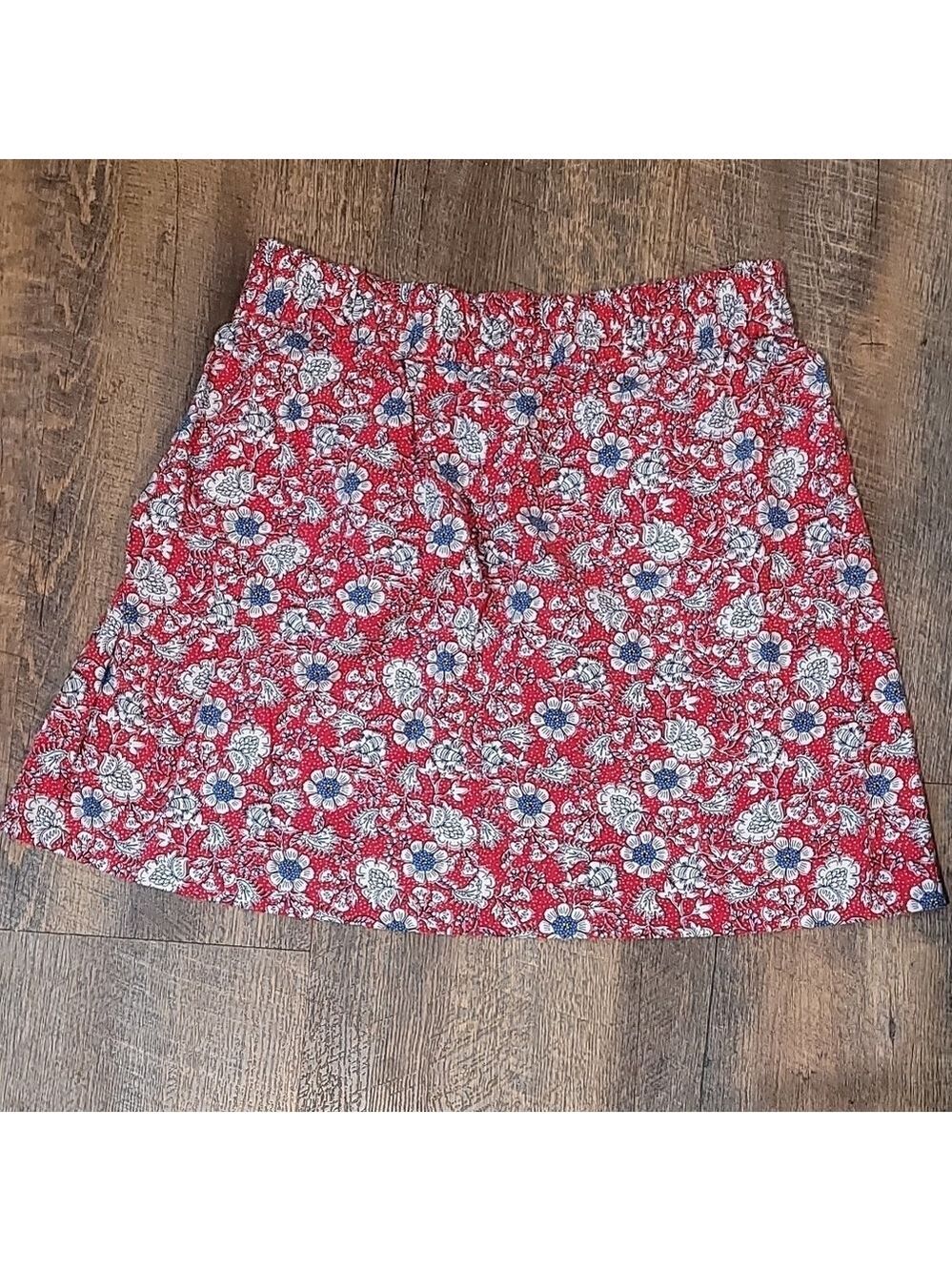 Loft Floral Skirt Size MP - Picture 2 of 4